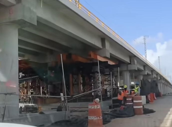 (Des)Maya el Pejetren